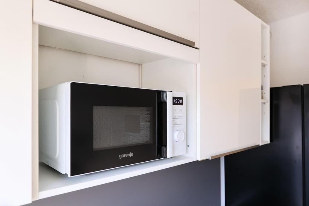 Apartment Cozy Enigma: Elegant Haven 1bdr Zagreb